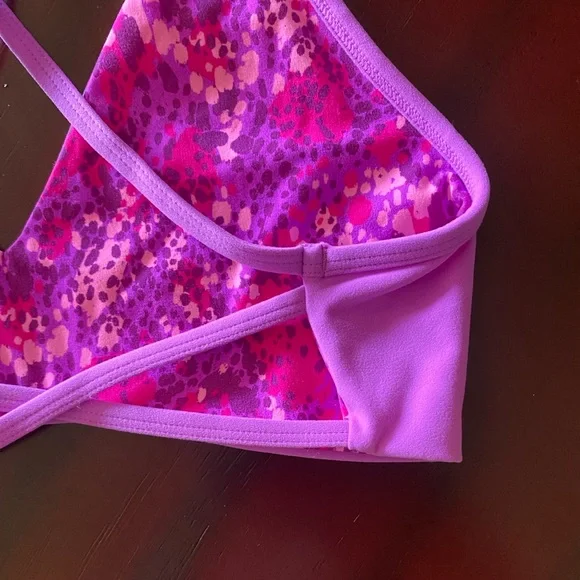 BUFFBUNNY Girlfriend Sports Bra - Picture 7 of 11